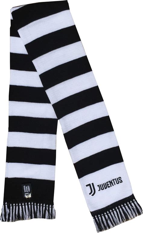 Sciarpa ufficiale juventusChi non si informa adeguatamente in anticipo corre il rischio di ricevere sciarpa ufficiale juventus che non hanno la funzione desiderata o sono realizzati con materiali di qualità inferiore. Se volete un prodotto che soddisfi al meglio le vostre aspettative, dovreste provare un sciarpa ufficiale juventus.
  <p>Per i prodotti si possono trovare test online e confronti tra i prodotti.  I confronti tra i prodotti possono aiutare a confrontare le diverse funzioni o proprietà dei diversi prodotti. Di seguito, spieghiamo perché la ricerca è importante e di cosa si dovrebbe essere consapevoli quando si acquista un articolo.
</p>

<h2>Acquisto di Sciarpa ufficiale juventus - criteri importanti</h2>

<p>Una lista di controllo può aiutarti a evitare di dover cercare informazioni sui prodotti su decine di siti web. Di seguito è riportato un esempio di una lista di controllo che può aiutarvi a trovare il prodotto giusto. Importanti criteri di acquisto includono, ad esempio:
</p><ul>
<li>Opinioni dei clienti</li>
<li>Confronti dei prezzi</li>
<li>Dettagli del prodotto</li>
<li>Termini e condizioni di consegna</li>
<li>Domande dei clienti e risposte dei marchi</li>
</ul>
<h2>Qual è l