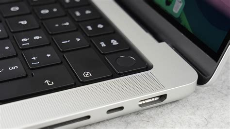 Scocca macbookChi non si informa adeguatamente in anticipo corre il rischio di ricevere scocca macbook che non hanno la funzione desiderata o sono realizzati con materiali di qualità inferiore. Se volete un prodotto che soddisfi al meglio le vostre aspettative, dovreste provare un scocca macbook.
  <p>Per i prodotti si possono trovare test online e confronti tra i prodotti.  I confronti tra i prodotti possono aiutare a confrontare le diverse funzioni o proprietà dei diversi prodotti. Di seguito, spieghiamo perché la ricerca è importante e di cosa si dovrebbe essere consapevoli quando si acquista un articolo.
</p>

<h2>Acquisto di Scocca macbook - criteri importanti</h2>

<p>Una lista di controllo può aiutarti a evitare di dover cercare informazioni sui prodotti su decine di siti web. Di seguito è riportato un esempio di una lista di controllo che può aiutarvi a trovare il prodotto giusto. Importanti criteri di acquisto includono, ad esempio:
</p><ul>
<li>Opinioni dei clienti</li>
<li>Confronti dei prezzi</li>
<li>Dettagli del prodotto</li>
<li>Termini e condizioni di consegna</li>
<li>Domande dei clienti e risposte dei marchi</li>
</ul>
<h2>Qual è l