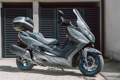 Scooter 400Chi non si informa adeguatamente in anticipo corre il rischio di ricevere scooter 400 che non hanno la funzione desiderata o sono realizzati con materiali di qualità inferiore. Se volete un prodotto che soddisfi al meglio le vostre aspettative, dovreste provare un scooter 400.
  <p>Per i prodotti si possono trovare test online e confronti tra i prodotti.  I confronti tra i prodotti possono aiutare a confrontare le diverse funzioni o proprietà dei diversi prodotti. Di seguito, spieghiamo perché la ricerca è importante e di cosa si dovrebbe essere consapevoli quando si acquista un articolo.
</p>

<h2>Acquisto di Scooter 400 - criteri importanti</h2>

<p>Una lista di controllo può aiutarti a evitare di dover cercare informazioni sui prodotti su decine di siti web. Di seguito è riportato un esempio di una lista di controllo che può aiutarvi a trovare il prodotto giusto. Importanti criteri di acquisto includono, ad esempio:
</p><ul>
<li>Opinioni dei clienti</li>
<li>Confronti dei prezzi</li>
<li>Dettagli del prodotto</li>
<li>Termini e condizioni di consegna</li>
<li>Domande dei clienti e risposte dei marchi</li>
</ul>
<h2>Qual è l