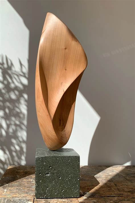 Sculture moderneChi non si informa adeguatamente in anticipo corre il rischio di ricevere sculture moderne che non hanno la funzione desiderata o sono realizzati con materiali di qualità inferiore. Se volete un prodotto che soddisfi al meglio le vostre aspettative, dovreste provare un sculture moderne.
  <p>Per i prodotti si possono trovare test online e confronti tra i prodotti.  I confronti tra i prodotti possono aiutare a confrontare le diverse funzioni o proprietà dei diversi prodotti. Di seguito, spieghiamo perché la ricerca è importante e di cosa si dovrebbe essere consapevoli quando si acquista un articolo.
</p>

<h2>Acquisto di Sculture moderne - criteri importanti</h2>

<p>Una lista di controllo può aiutarti a evitare di dover cercare informazioni sui prodotti su decine di siti web. Di seguito è riportato un esempio di una lista di controllo che può aiutarvi a trovare il prodotto giusto. Importanti criteri di acquisto includono, ad esempio:
</p><ul>
<li>Opinioni dei clienti</li>
<li>Confronti dei prezzi</li>
<li>Dettagli del prodotto</li>
<li>Termini e condizioni di consegna</li>
<li>Domande dei clienti e risposte dei marchi</li>
</ul>
<h2>Qual è l