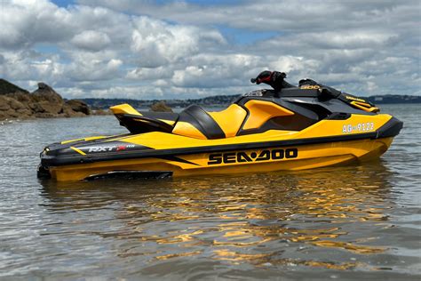 Sea doo rxtChi non si informa adeguatamente in anticipo corre il rischio di ricevere sea doo rxt che non hanno la funzione desiderata o sono realizzati con materiali di qualità inferiore. Se volete un prodotto che soddisfi al meglio le vostre aspettative, dovreste provare un sea doo rxt.
  <p>Per i prodotti si possono trovare test online e confronti tra i prodotti.  I confronti tra i prodotti possono aiutare a confrontare le diverse funzioni o proprietà dei diversi prodotti. Di seguito, spieghiamo perché la ricerca è importante e di cosa si dovrebbe essere consapevoli quando si acquista un articolo.
</p>

<h2>Acquisto di Sea doo rxt - criteri importanti</h2>

<p>Una lista di controllo può aiutarti a evitare di dover cercare informazioni sui prodotti su decine di siti web. Di seguito è riportato un esempio di una lista di controllo che può aiutarvi a trovare il prodotto giusto. Importanti criteri di acquisto includono, ad esempio:
</p><ul>
<li>Opinioni dei clienti</li>
<li>Confronti dei prezzi</li>
<li>Dettagli del prodotto</li>
<li>Termini e condizioni di consegna</li>
<li>Domande dei clienti e risposte dei marchi</li>
</ul>
<h2>Qual è l