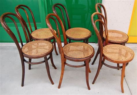 Sedie thonetChi non si informa adeguatamente in anticipo corre il rischio di ricevere sedie thonet che non hanno la funzione desiderata o sono realizzati con materiali di qualità inferiore. Se volete un prodotto che soddisfi al meglio le vostre aspettative, dovreste provare un sedie thonet.
  <p>Per i prodotti si possono trovare test online e confronti tra i prodotti.  I confronti tra i prodotti possono aiutare a confrontare le diverse funzioni o proprietà dei diversi prodotti. Di seguito, spieghiamo perché la ricerca è importante e di cosa si dovrebbe essere consapevoli quando si acquista un articolo.
</p>

<h2>Acquisto di Sedie thonet - criteri importanti</h2>

<p>Una lista di controllo può aiutarti a evitare di dover cercare informazioni sui prodotti su decine di siti web. Di seguito è riportato un esempio di una lista di controllo che può aiutarvi a trovare il prodotto giusto. Importanti criteri di acquisto includono, ad esempio:
</p><ul>
<li>Opinioni dei clienti</li>
<li>Confronti dei prezzi</li>
<li>Dettagli del prodotto</li>
<li>Termini e condizioni di consegna</li>
<li>Domande dei clienti e risposte dei marchi</li>
</ul>
<h2>Qual è l