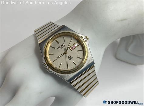 Seiko quartz 100Chi non si informa adeguatamente in anticipo corre il rischio di ricevere seiko quartz 100 che non hanno la funzione desiderata o sono realizzati con materiali di qualità inferiore. Se volete un prodotto che soddisfi al meglio le vostre aspettative, dovreste provare un seiko quartz 100.
  <p>Per i prodotti si possono trovare test online e confronti tra i prodotti.  I confronti tra i prodotti possono aiutare a confrontare le diverse funzioni o proprietà dei diversi prodotti. Di seguito, spieghiamo perché la ricerca è importante e di cosa si dovrebbe essere consapevoli quando si acquista un articolo.
</p>

<h2>Acquisto di Seiko quartz 100 - criteri importanti</h2>

<p>Una lista di controllo può aiutarti a evitare di dover cercare informazioni sui prodotti su decine di siti web. Di seguito è riportato un esempio di una lista di controllo che può aiutarvi a trovare il prodotto giusto. Importanti criteri di acquisto includono, ad esempio:
</p><ul>
<li>Opinioni dei clienti</li>
<li>Confronti dei prezzi</li>
<li>Dettagli del prodotto</li>
<li>Termini e condizioni di consegna</li>
<li>Domande dei clienti e risposte dei marchi</li>
</ul>
<h2>Qual è l