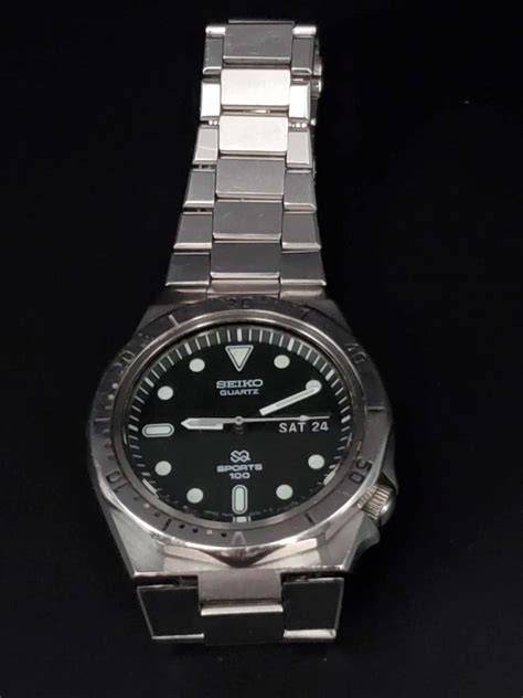 Seiko sports 100 vintageChi non si informa adeguatamente in anticipo corre il rischio di ricevere seiko sports 100 vintage che non hanno la funzione desiderata o sono realizzati con materiali di qualità inferiore. Se volete un prodotto che soddisfi al meglio le vostre aspettative, dovreste provare un seiko sports 100 vintage.
  <p>Per i prodotti si possono trovare test online e confronti tra i prodotti.  I confronti tra i prodotti possono aiutare a confrontare le diverse funzioni o proprietà dei diversi prodotti. Di seguito, spieghiamo perché la ricerca è importante e di cosa si dovrebbe essere consapevoli quando si acquista un articolo.
</p>

<h2>Acquisto di Seiko sports 100 vintage - criteri importanti</h2>

<p>Una lista di controllo può aiutarti a evitare di dover cercare informazioni sui prodotti su decine di siti web. Di seguito è riportato un esempio di una lista di controllo che può aiutarvi a trovare il prodotto giusto. Importanti criteri di acquisto includono, ad esempio:
</p><ul>
<li>Opinioni dei clienti</li>
<li>Confronti dei prezzi</li>
<li>Dettagli del prodotto</li>
<li>Termini e condizioni di consegna</li>
<li>Domande dei clienti e risposte dei marchi</li>
</ul>
<h2>Qual è l