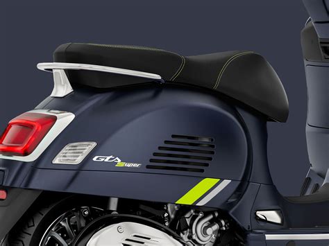 Sella vespaChi non si informa adeguatamente in anticipo corre il rischio di ricevere sella vespa che non hanno la funzione desiderata o sono realizzati con materiali di qualità inferiore. Se volete un prodotto che soddisfi al meglio le vostre aspettative, dovreste provare un sella vespa.
  <p>Per i prodotti si possono trovare test online e confronti tra i prodotti.  I confronti tra i prodotti possono aiutare a confrontare le diverse funzioni o proprietà dei diversi prodotti. Di seguito, spieghiamo perché la ricerca è importante e di cosa si dovrebbe essere consapevoli quando si acquista un articolo.
</p>

<h2>Acquisto di Sella vespa - criteri importanti</h2>

<p>Una lista di controllo può aiutarti a evitare di dover cercare informazioni sui prodotti su decine di siti web. Di seguito è riportato un esempio di una lista di controllo che può aiutarvi a trovare il prodotto giusto. Importanti criteri di acquisto includono, ad esempio:
</p><ul>
<li>Opinioni dei clienti</li>
<li>Confronti dei prezzi</li>
<li>Dettagli del prodotto</li>
<li>Termini e condizioni di consegna</li>
<li>Domande dei clienti e risposte dei marchi</li>
</ul>
<h2>Qual è l