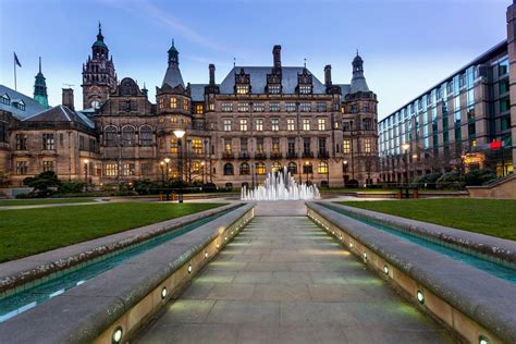 SheffieldChi non si informa adeguatamente in anticipo corre il rischio di ricevere sheffield che non hanno la funzione desiderata o sono realizzati con materiali di qualità inferiore. Se volete un prodotto che soddisfi al meglio le vostre aspettative, dovreste provare un sheffield.
  <p>Per i prodotti si possono trovare test online e confronti tra i prodotti.  I confronti tra i prodotti possono aiutare a confrontare le diverse funzioni o proprietà dei diversi prodotti. Di seguito, spieghiamo perché la ricerca è importante e di cosa si dovrebbe essere consapevoli quando si acquista un articolo.
</p>

<h2>Acquisto di Sheffield - criteri importanti</h2>

<p>Una lista di controllo può aiutarti a evitare di dover cercare informazioni sui prodotti su decine di siti web. Di seguito è riportato un esempio di una lista di controllo che può aiutarvi a trovare il prodotto giusto. Importanti criteri di acquisto includono, ad esempio:
</p><ul>
<li>Opinioni dei clienti</li>
<li>Confronti dei prezzi</li>
<li>Dettagli del prodotto</li>
<li>Termini e condizioni di consegna</li>
<li>Domande dei clienti e risposte dei marchi</li>
</ul>
<h2>Qual è l
