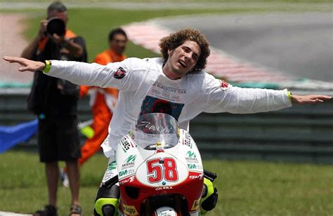 SimoncelliChi non si informa adeguatamente in anticipo corre il rischio di ricevere simoncelli che non hanno la funzione desiderata o sono realizzati con materiali di qualità inferiore. Se volete un prodotto che soddisfi al meglio le vostre aspettative, dovreste provare un simoncelli.
  <p>Per i prodotti si possono trovare test online e confronti tra i prodotti.  I confronti tra i prodotti possono aiutare a confrontare le diverse funzioni o proprietà dei diversi prodotti. Di seguito, spieghiamo perché la ricerca è importante e di cosa si dovrebbe essere consapevoli quando si acquista un articolo.
</p>

<h2>Acquisto di Simoncelli - criteri importanti</h2>

<p>Una lista di controllo può aiutarti a evitare di dover cercare informazioni sui prodotti su decine di siti web. Di seguito è riportato un esempio di una lista di controllo che può aiutarvi a trovare il prodotto giusto. Importanti criteri di acquisto includono, ad esempio:
</p><ul>
<li>Opinioni dei clienti</li>
<li>Confronti dei prezzi</li>
<li>Dettagli del prodotto</li>
<li>Termini e condizioni di consegna</li>
<li>Domande dei clienti e risposte dei marchi</li>
</ul>
<h2>Qual è l