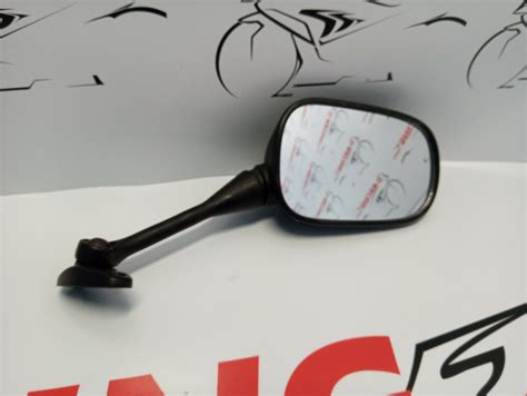 Specchio hondaChi non si informa adeguatamente in anticipo corre il rischio di ricevere specchio honda che non hanno la funzione desiderata o sono realizzati con materiali di qualità inferiore. Se volete un prodotto che soddisfi al meglio le vostre aspettative, dovreste provare un specchio honda.
  <p>Per i prodotti si possono trovare test online e confronti tra i prodotti.  I confronti tra i prodotti possono aiutare a confrontare le diverse funzioni o proprietà dei diversi prodotti. Di seguito, spieghiamo perché la ricerca è importante e di cosa si dovrebbe essere consapevoli quando si acquista un articolo.
</p>

<h2>Acquisto di Specchio honda - criteri importanti</h2>

<p>Una lista di controllo può aiutarti a evitare di dover cercare informazioni sui prodotti su decine di siti web. Di seguito è riportato un esempio di una lista di controllo che può aiutarvi a trovare il prodotto giusto. Importanti criteri di acquisto includono, ad esempio:
</p><ul>
<li>Opinioni dei clienti</li>
<li>Confronti dei prezzi</li>
<li>Dettagli del prodotto</li>
<li>Termini e condizioni di consegna</li>
<li>Domande dei clienti e risposte dei marchi</li>
</ul>
<h2>Qual è l