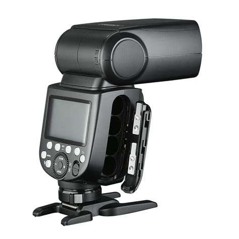 SpeedlightChi non si informa adeguatamente in anticipo corre il rischio di ricevere speedlight che non hanno la funzione desiderata o sono realizzati con materiali di qualità inferiore. Se volete un prodotto che soddisfi al meglio le vostre aspettative, dovreste provare un speedlight.
  <p>Per i prodotti si possono trovare test online e confronti tra i prodotti.  I confronti tra i prodotti possono aiutare a confrontare le diverse funzioni o proprietà dei diversi prodotti. Di seguito, spieghiamo perché la ricerca è importante e di cosa si dovrebbe essere consapevoli quando si acquista un articolo.
</p>

<h2>Acquisto di Speedlight - criteri importanti</h2>

<p>Una lista di controllo può aiutarti a evitare di dover cercare informazioni sui prodotti su decine di siti web. Di seguito è riportato un esempio di una lista di controllo che può aiutarvi a trovare il prodotto giusto. Importanti criteri di acquisto includono, ad esempio:
</p><ul>
<li>Opinioni dei clienti</li>
<li>Confronti dei prezzi</li>
<li>Dettagli del prodotto</li>
<li>Termini e condizioni di consegna</li>
<li>Domande dei clienti e risposte dei marchi</li>
</ul>
<h2>Qual è l