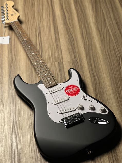 Squier stratocasterChi non si informa adeguatamente in anticipo corre il rischio di ricevere squier stratocaster che non hanno la funzione desiderata o sono realizzati con materiali di qualità inferiore. Se volete un prodotto che soddisfi al meglio le vostre aspettative, dovreste provare un squier stratocaster.
  <p>Per i prodotti si possono trovare test online e confronti tra i prodotti.  I confronti tra i prodotti possono aiutare a confrontare le diverse funzioni o proprietà dei diversi prodotti. Di seguito, spieghiamo perché la ricerca è importante e di cosa si dovrebbe essere consapevoli quando si acquista un articolo.
</p>

<h2>Acquisto di Squier stratocaster - criteri importanti</h2>

<p>Una lista di controllo può aiutarti a evitare di dover cercare informazioni sui prodotti su decine di siti web. Di seguito è riportato un esempio di una lista di controllo che può aiutarvi a trovare il prodotto giusto. Importanti criteri di acquisto includono, ad esempio:
</p><ul>
<li>Opinioni dei clienti</li>
<li>Confronti dei prezzi</li>
<li>Dettagli del prodotto</li>
<li>Termini e condizioni di consegna</li>
<li>Domande dei clienti e risposte dei marchi</li>
</ul>
<h2>Qual è l