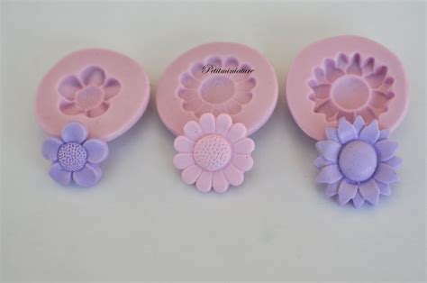 Stampi fimo rosaChi non si informa adeguatamente in anticipo corre il rischio di ricevere stampi fimo rosa che non hanno la funzione desiderata o sono realizzati con materiali di qualità inferiore. Se volete un prodotto che soddisfi al meglio le vostre aspettative, dovreste provare un stampi fimo rosa.
  <p>Per i prodotti si possono trovare test online e confronti tra i prodotti.  I confronti tra i prodotti possono aiutare a confrontare le diverse funzioni o proprietà dei diversi prodotti. Di seguito, spieghiamo perché la ricerca è importante e di cosa si dovrebbe essere consapevoli quando si acquista un articolo.
</p>

<h2>Acquisto di Stampi fimo rosa - criteri importanti</h2>

<p>Una lista di controllo può aiutarti a evitare di dover cercare informazioni sui prodotti su decine di siti web. Di seguito è riportato un esempio di una lista di controllo che può aiutarvi a trovare il prodotto giusto. Importanti criteri di acquisto includono, ad esempio:
</p><ul>
<li>Opinioni dei clienti</li>
<li>Confronti dei prezzi</li>
<li>Dettagli del prodotto</li>
<li>Termini e condizioni di consegna</li>
<li>Domande dei clienti e risposte dei marchi</li>
</ul>
<h2>Qual è l