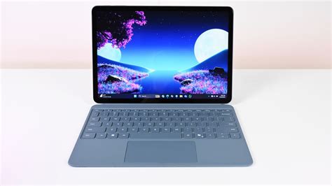 Surface proChi non si informa adeguatamente in anticipo corre il rischio di ricevere surface pro che non hanno la funzione desiderata o sono realizzati con materiali di qualità inferiore. Se volete un prodotto che soddisfi al meglio le vostre aspettative, dovreste provare un surface pro.
  <p>Per i prodotti si possono trovare test online e confronti tra i prodotti.  I confronti tra i prodotti possono aiutare a confrontare le diverse funzioni o proprietà dei diversi prodotti. Di seguito, spieghiamo perché la ricerca è importante e di cosa si dovrebbe essere consapevoli quando si acquista un articolo.
</p>

<h2>Acquisto di Surface pro - criteri importanti</h2>

<p>Una lista di controllo può aiutarti a evitare di dover cercare informazioni sui prodotti su decine di siti web. Di seguito è riportato un esempio di una lista di controllo che può aiutarvi a trovare il prodotto giusto. Importanti criteri di acquisto includono, ad esempio:
</p><ul>
<li>Opinioni dei clienti</li>
<li>Confronti dei prezzi</li>
<li>Dettagli del prodotto</li>
<li>Termini e condizioni di consegna</li>
<li>Domande dei clienti e risposte dei marchi</li>
</ul>
<h2>Qual è l