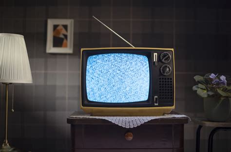 TelevisioneChi non si informa adeguatamente in anticipo corre il rischio di ricevere televisione che non hanno la funzione desiderata o sono realizzati con materiali di qualità inferiore. Se volete un prodotto che soddisfi al meglio le vostre aspettative, dovreste provare un televisione.
  <p>Per i prodotti si possono trovare test online e confronti tra i prodotti.  I confronti tra i prodotti possono aiutare a confrontare le diverse funzioni o proprietà dei diversi prodotti. Di seguito, spieghiamo perché la ricerca è importante e di cosa si dovrebbe essere consapevoli quando si acquista un articolo.
</p>

<h2>Acquisto di Televisione - criteri importanti</h2>

<p>Una lista di controllo può aiutarti a evitare di dover cercare informazioni sui prodotti su decine di siti web. Di seguito è riportato un esempio di una lista di controllo che può aiutarvi a trovare il prodotto giusto. Importanti criteri di acquisto includono, ad esempio:
</p><ul>
<li>Opinioni dei clienti</li>
<li>Confronti dei prezzi</li>
<li>Dettagli del prodotto</li>
<li>Termini e condizioni di consegna</li>
<li>Domande dei clienti e risposte dei marchi</li>
</ul>
<h2>Qual è l