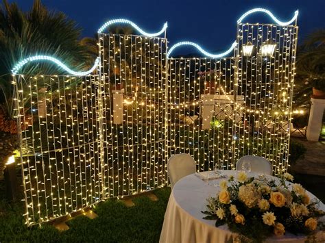 Tenda ledChi non si informa adeguatamente in anticipo corre il rischio di ricevere tenda led che non hanno la funzione desiderata o sono realizzati con materiali di qualità inferiore. Se volete un prodotto che soddisfi al meglio le vostre aspettative, dovreste provare un tenda led.
  <p>Per i prodotti si possono trovare test online e confronti tra i prodotti.  I confronti tra i prodotti possono aiutare a confrontare le diverse funzioni o proprietà dei diversi prodotti. Di seguito, spieghiamo perché la ricerca è importante e di cosa si dovrebbe essere consapevoli quando si acquista un articolo.
</p>

<h2>Acquisto di Tenda led - criteri importanti</h2>

<p>Una lista di controllo può aiutarti a evitare di dover cercare informazioni sui prodotti su decine di siti web. Di seguito è riportato un esempio di una lista di controllo che può aiutarvi a trovare il prodotto giusto. Importanti criteri di acquisto includono, ad esempio:
</p><ul>
<li>Opinioni dei clienti</li>
<li>Confronti dei prezzi</li>
<li>Dettagli del prodotto</li>
<li>Termini e condizioni di consegna</li>
<li>Domande dei clienti e risposte dei marchi</li>
</ul>
<h2>Qual è l