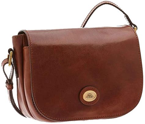 The bridge borsa tracollaChi non si informa adeguatamente in anticipo corre il rischio di ricevere the bridge borsa tracolla che non hanno la funzione desiderata o sono realizzati con materiali di qualità inferiore. Se volete un prodotto che soddisfi al meglio le vostre aspettative, dovreste provare un the bridge borsa tracolla.
  <p>Per i prodotti si possono trovare test online e confronti tra i prodotti.  I confronti tra i prodotti possono aiutare a confrontare le diverse funzioni o proprietà dei diversi prodotti. Di seguito, spieghiamo perché la ricerca è importante e di cosa si dovrebbe essere consapevoli quando si acquista un articolo.
</p>

<h2>Acquisto di The bridge borsa tracolla - criteri importanti</h2>

<p>Una lista di controllo può aiutarti a evitare di dover cercare informazioni sui prodotti su decine di siti web. Di seguito è riportato un esempio di una lista di controllo che può aiutarvi a trovare il prodotto giusto. Importanti criteri di acquisto includono, ad esempio:
</p><ul>
<li>Opinioni dei clienti</li>
<li>Confronti dei prezzi</li>
<li>Dettagli del prodotto</li>
<li>Termini e condizioni di consegna</li>
<li>Domande dei clienti e risposte dei marchi</li>
</ul>
<h2>Qual è l