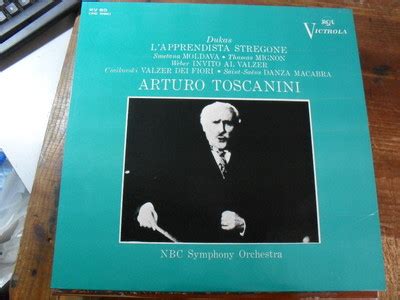 Toscanini vinileChi non si informa adeguatamente in anticipo corre il rischio di ricevere toscanini vinile che non hanno la funzione desiderata o sono realizzati con materiali di qualità inferiore. Se volete un prodotto che soddisfi al meglio le vostre aspettative, dovreste provare un toscanini vinile.
  <p>Per i prodotti si possono trovare test online e confronti tra i prodotti.  I confronti tra i prodotti possono aiutare a confrontare le diverse funzioni o proprietà dei diversi prodotti. Di seguito, spieghiamo perché la ricerca è importante e di cosa si dovrebbe essere consapevoli quando si acquista un articolo.
</p>

<h2>Acquisto di Toscanini vinile - criteri importanti</h2>

<p>Una lista di controllo può aiutarti a evitare di dover cercare informazioni sui prodotti su decine di siti web. Di seguito è riportato un esempio di una lista di controllo che può aiutarvi a trovare il prodotto giusto. Importanti criteri di acquisto includono, ad esempio:
</p><ul>
<li>Opinioni dei clienti</li>
<li>Confronti dei prezzi</li>
<li>Dettagli del prodotto</li>
<li>Termini e condizioni di consegna</li>
<li>Domande dei clienti e risposte dei marchi</li>
</ul>
<h2>Qual è l