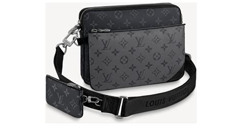Tracolla uomo louis vuittonChi non si informa adeguatamente in anticipo corre il rischio di ricevere tracolla uomo louis vuitton che non hanno la funzione desiderata o sono realizzati con materiali di qualità inferiore. Se volete un prodotto che soddisfi al meglio le vostre aspettative, dovreste provare un tracolla uomo louis vuitton.
  <p>Per i prodotti si possono trovare test online e confronti tra i prodotti.  I confronti tra i prodotti possono aiutare a confrontare le diverse funzioni o proprietà dei diversi prodotti. Di seguito, spieghiamo perché la ricerca è importante e di cosa si dovrebbe essere consapevoli quando si acquista un articolo.
</p>

<h2>Acquisto di Tracolla uomo louis vuitton - criteri importanti</h2>

<p>Una lista di controllo può aiutarti a evitare di dover cercare informazioni sui prodotti su decine di siti web. Di seguito è riportato un esempio di una lista di controllo che può aiutarvi a trovare il prodotto giusto. Importanti criteri di acquisto includono, ad esempio:
</p><ul>
<li>Opinioni dei clienti</li>
<li>Confronti dei prezzi</li>
<li>Dettagli del prodotto</li>
<li>Termini e condizioni di consegna</li>
<li>Domande dei clienti e risposte dei marchi</li>
</ul>
<h2>Qual è l