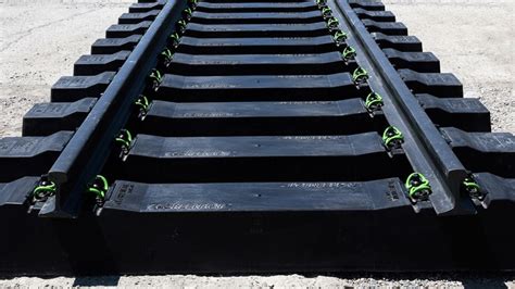 Traverse ferroviarieChi non si informa adeguatamente in anticipo corre il rischio di ricevere traverse ferroviarie che non hanno la funzione desiderata o sono realizzati con materiali di qualità inferiore. Se volete un prodotto che soddisfi al meglio le vostre aspettative, dovreste provare un traverse ferroviarie.
  <p>Per i prodotti si possono trovare test online e confronti tra i prodotti.  I confronti tra i prodotti possono aiutare a confrontare le diverse funzioni o proprietà dei diversi prodotti. Di seguito, spieghiamo perché la ricerca è importante e di cosa si dovrebbe essere consapevoli quando si acquista un articolo.
</p>

<h2>Acquisto di Traverse ferroviarie - criteri importanti</h2>

<p>Una lista di controllo può aiutarti a evitare di dover cercare informazioni sui prodotti su decine di siti web. Di seguito è riportato un esempio di una lista di controllo che può aiutarvi a trovare il prodotto giusto. Importanti criteri di acquisto includono, ad esempio:
</p><ul>
<li>Opinioni dei clienti</li>
<li>Confronti dei prezzi</li>
<li>Dettagli del prodotto</li>
<li>Termini e condizioni di consegna</li>
<li>Domande dei clienti e risposte dei marchi</li>
</ul>
<h2>Qual è l