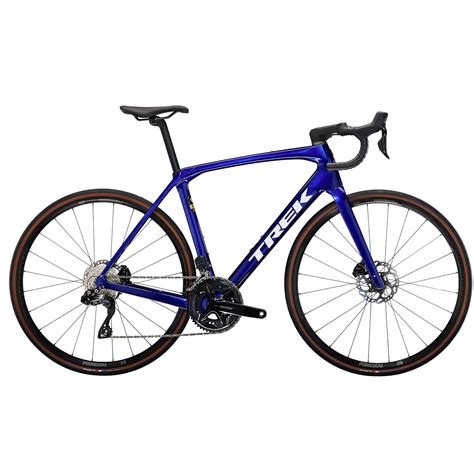 Trek carbonioChi non si informa adeguatamente in anticipo corre il rischio di ricevere trek carbonio che non hanno la funzione desiderata o sono realizzati con materiali di qualità inferiore. Se volete un prodotto che soddisfi al meglio le vostre aspettative, dovreste provare un trek carbonio.
  <p>Per i prodotti si possono trovare test online e confronti tra i prodotti.  I confronti tra i prodotti possono aiutare a confrontare le diverse funzioni o proprietà dei diversi prodotti. Di seguito, spieghiamo perché la ricerca è importante e di cosa si dovrebbe essere consapevoli quando si acquista un articolo.
</p>

<h2>Acquisto di Trek carbonio - criteri importanti</h2>

<p>Una lista di controllo può aiutarti a evitare di dover cercare informazioni sui prodotti su decine di siti web. Di seguito è riportato un esempio di una lista di controllo che può aiutarvi a trovare il prodotto giusto. Importanti criteri di acquisto includono, ad esempio:
</p><ul>
<li>Opinioni dei clienti</li>
<li>Confronti dei prezzi</li>
<li>Dettagli del prodotto</li>
<li>Termini e condizioni di consegna</li>
<li>Domande dei clienti e risposte dei marchi</li>
</ul>
<h2>Qual è l