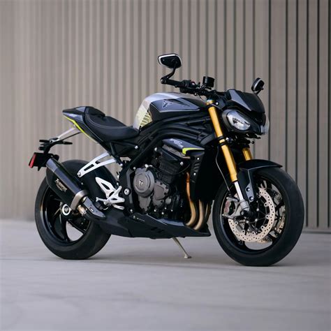 Triumph speed triple cupolinoChi non si informa adeguatamente in anticipo corre il rischio di ricevere triumph speed triple cupolino che non hanno la funzione desiderata o sono realizzati con materiali di qualità inferiore. Se volete un prodotto che soddisfi al meglio le vostre aspettative, dovreste provare un triumph speed triple cupolino.
  <p>Per i prodotti si possono trovare test online e confronti tra i prodotti.  I confronti tra i prodotti possono aiutare a confrontare le diverse funzioni o proprietà dei diversi prodotti. Di seguito, spieghiamo perché la ricerca è importante e di cosa si dovrebbe essere consapevoli quando si acquista un articolo.
</p>

<h2>Acquisto di Triumph speed triple cupolino - criteri importanti</h2>

<p>Una lista di controllo può aiutarti a evitare di dover cercare informazioni sui prodotti su decine di siti web. Di seguito è riportato un esempio di una lista di controllo che può aiutarvi a trovare il prodotto giusto. Importanti criteri di acquisto includono, ad esempio:
</p><ul>
<li>Opinioni dei clienti</li>
<li>Confronti dei prezzi</li>
<li>Dettagli del prodotto</li>
<li>Termini e condizioni di consegna</li>
<li>Domande dei clienti e risposte dei marchi</li>
</ul>
<h2>Qual è l