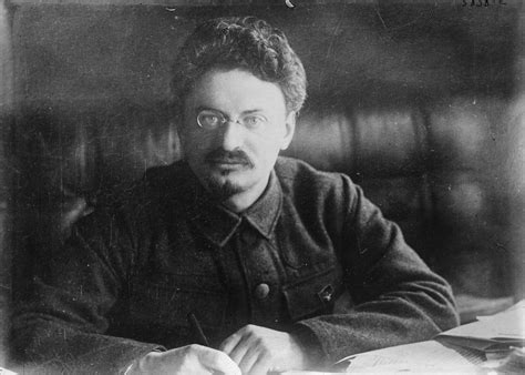 TrotskyChi non si informa adeguatamente in anticipo corre il rischio di ricevere trotsky che non hanno la funzione desiderata o sono realizzati con materiali di qualità inferiore. Se volete un prodotto che soddisfi al meglio le vostre aspettative, dovreste provare un trotsky.
  <p>Per i prodotti si possono trovare test online e confronti tra i prodotti.  I confronti tra i prodotti possono aiutare a confrontare le diverse funzioni o proprietà dei diversi prodotti. Di seguito, spieghiamo perché la ricerca è importante e di cosa si dovrebbe essere consapevoli quando si acquista un articolo.
</p>

<h2>Acquisto di Trotsky - criteri importanti</h2>

<p>Una lista di controllo può aiutarti a evitare di dover cercare informazioni sui prodotti su decine di siti web. Di seguito è riportato un esempio di una lista di controllo che può aiutarvi a trovare il prodotto giusto. Importanti criteri di acquisto includono, ad esempio:
</p><ul>
<li>Opinioni dei clienti</li>
<li>Confronti dei prezzi</li>
<li>Dettagli del prodotto</li>
<li>Termini e condizioni di consegna</li>
<li>Domande dei clienti e risposte dei marchi</li>
</ul>
<h2>Qual è l