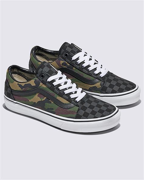 Vans classicsChi non si informa adeguatamente in anticipo corre il rischio di ricevere vans classics che non hanno la funzione desiderata o sono realizzati con materiali di qualità inferiore. Se volete un prodotto che soddisfi al meglio le vostre aspettative, dovreste provare un vans classics.
  <p>Per i prodotti si possono trovare test online e confronti tra i prodotti.  I confronti tra i prodotti possono aiutare a confrontare le diverse funzioni o proprietà dei diversi prodotti. Di seguito, spieghiamo perché la ricerca è importante e di cosa si dovrebbe essere consapevoli quando si acquista un articolo.
</p>

<h2>Acquisto di Vans classics - criteri importanti</h2>

<p>Una lista di controllo può aiutarti a evitare di dover cercare informazioni sui prodotti su decine di siti web. Di seguito è riportato un esempio di una lista di controllo che può aiutarvi a trovare il prodotto giusto. Importanti criteri di acquisto includono, ad esempio:
</p><ul>
<li>Opinioni dei clienti</li>
<li>Confronti dei prezzi</li>
<li>Dettagli del prodotto</li>
<li>Termini e condizioni di consegna</li>
<li>Domande dei clienti e risposte dei marchi</li>
</ul>
<h2>Qual è l