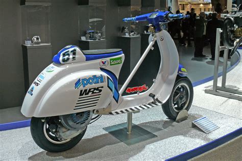 Vespa poliniChi non si informa adeguatamente in anticipo corre il rischio di ricevere vespa polini che non hanno la funzione desiderata o sono realizzati con materiali di qualità inferiore. Se volete un prodotto che soddisfi al meglio le vostre aspettative, dovreste provare un vespa polini.
  <p>Per i prodotti si possono trovare test online e confronti tra i prodotti.  I confronti tra i prodotti possono aiutare a confrontare le diverse funzioni o proprietà dei diversi prodotti. Di seguito, spieghiamo perché la ricerca è importante e di cosa si dovrebbe essere consapevoli quando si acquista un articolo.
</p>

<h2>Acquisto di Vespa polini - criteri importanti</h2>

<p>Una lista di controllo può aiutarti a evitare di dover cercare informazioni sui prodotti su decine di siti web. Di seguito è riportato un esempio di una lista di controllo che può aiutarvi a trovare il prodotto giusto. Importanti criteri di acquisto includono, ad esempio:
</p><ul>
<li>Opinioni dei clienti</li>
<li>Confronti dei prezzi</li>
<li>Dettagli del prodotto</li>
<li>Termini e condizioni di consegna</li>
<li>Domande dei clienti e risposte dei marchi</li>
</ul>
<h2>Qual è l