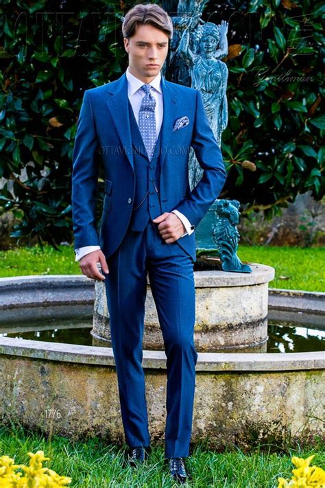 Vestito uomo bluChi non si informa adeguatamente in anticipo corre il rischio di ricevere vestito uomo blu che non hanno la funzione desiderata o sono realizzati con materiali di qualità inferiore. Se volete un prodotto che soddisfi al meglio le vostre aspettative, dovreste provare un vestito uomo blu.
  <p>Per i prodotti si possono trovare test online e confronti tra i prodotti.  I confronti tra i prodotti possono aiutare a confrontare le diverse funzioni o proprietà dei diversi prodotti. Di seguito, spieghiamo perché la ricerca è importante e di cosa si dovrebbe essere consapevoli quando si acquista un articolo.
</p>

<h2>Acquisto di Vestito uomo blu - criteri importanti</h2>

<p>Una lista di controllo può aiutarti a evitare di dover cercare informazioni sui prodotti su decine di siti web. Di seguito è riportato un esempio di una lista di controllo che può aiutarvi a trovare il prodotto giusto. Importanti criteri di acquisto includono, ad esempio:
</p><ul>
<li>Opinioni dei clienti</li>
<li>Confronti dei prezzi</li>
<li>Dettagli del prodotto</li>
<li>Termini e condizioni di consegna</li>
<li>Domande dei clienti e risposte dei marchi</li>
</ul>
<h2>Qual è l