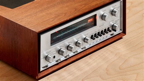 Vintage car audioChi non si informa adeguatamente in anticipo corre il rischio di ricevere vintage car audio che non hanno la funzione desiderata o sono realizzati con materiali di qualità inferiore. Se volete un prodotto che soddisfi al meglio le vostre aspettative, dovreste provare un vintage car audio.
  <p>Per i prodotti si possono trovare test online e confronti tra i prodotti.  I confronti tra i prodotti possono aiutare a confrontare le diverse funzioni o proprietà dei diversi prodotti. Di seguito, spieghiamo perché la ricerca è importante e di cosa si dovrebbe essere consapevoli quando si acquista un articolo.
</p>

<h2>Acquisto di Vintage car audio - criteri importanti</h2>

<p>Una lista di controllo può aiutarti a evitare di dover cercare informazioni sui prodotti su decine di siti web. Di seguito è riportato un esempio di una lista di controllo che può aiutarvi a trovare il prodotto giusto. Importanti criteri di acquisto includono, ad esempio:
</p><ul>
<li>Opinioni dei clienti</li>
<li>Confronti dei prezzi</li>
<li>Dettagli del prodotto</li>
<li>Termini e condizioni di consegna</li>
<li>Domande dei clienti e risposte dei marchi</li>
</ul>
<h2>Qual è l