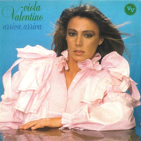 Viola valentinoChi non si informa adeguatamente in anticipo corre il rischio di ricevere viola valentino che non hanno la funzione desiderata o sono realizzati con materiali di qualità inferiore. Se volete un prodotto che soddisfi al meglio le vostre aspettative, dovreste provare un viola valentino.
  <p>Per i prodotti si possono trovare test online e confronti tra i prodotti.  I confronti tra i prodotti possono aiutare a confrontare le diverse funzioni o proprietà dei diversi prodotti. Di seguito, spieghiamo perché la ricerca è importante e di cosa si dovrebbe essere consapevoli quando si acquista un articolo.
</p>

<h2>Acquisto di Viola valentino - criteri importanti</h2>

<p>Una lista di controllo può aiutarti a evitare di dover cercare informazioni sui prodotti su decine di siti web. Di seguito è riportato un esempio di una lista di controllo che può aiutarvi a trovare il prodotto giusto. Importanti criteri di acquisto includono, ad esempio:
</p><ul>
<li>Opinioni dei clienti</li>
<li>Confronti dei prezzi</li>
<li>Dettagli del prodotto</li>
<li>Termini e condizioni di consegna</li>
<li>Domande dei clienti e risposte dei marchi</li>
</ul>
<h2>Qual è l