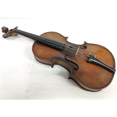 Violino anticoChi non si informa adeguatamente in anticipo corre il rischio di ricevere violino antico che non hanno la funzione desiderata o sono realizzati con materiali di qualità inferiore. Se volete un prodotto che soddisfi al meglio le vostre aspettative, dovreste provare un violino antico.
  <p>Per i prodotti si possono trovare test online e confronti tra i prodotti.  I confronti tra i prodotti possono aiutare a confrontare le diverse funzioni o proprietà dei diversi prodotti. Di seguito, spieghiamo perché la ricerca è importante e di cosa si dovrebbe essere consapevoli quando si acquista un articolo.
</p>

<h2>Acquisto di Violino antico - criteri importanti</h2>

<p>Una lista di controllo può aiutarti a evitare di dover cercare informazioni sui prodotti su decine di siti web. Di seguito è riportato un esempio di una lista di controllo che può aiutarvi a trovare il prodotto giusto. Importanti criteri di acquisto includono, ad esempio:
</p><ul>
<li>Opinioni dei clienti</li>
<li>Confronti dei prezzi</li>
<li>Dettagli del prodotto</li>
<li>Termini e condizioni di consegna</li>
<li>Domande dei clienti e risposte dei marchi</li>
</ul>
<h2>Qual è l