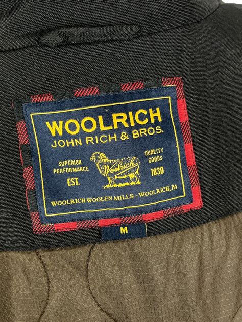 Woolrich tg mChi non si informa adeguatamente in anticipo corre il rischio di ricevere woolrich tg m che non hanno la funzione desiderata o sono realizzati con materiali di qualità inferiore. Se volete un prodotto che soddisfi al meglio le vostre aspettative, dovreste provare un woolrich tg m.
  <p>Per i prodotti si possono trovare test online e confronti tra i prodotti.  I confronti tra i prodotti possono aiutare a confrontare le diverse funzioni o proprietà dei diversi prodotti. Di seguito, spieghiamo perché la ricerca è importante e di cosa si dovrebbe essere consapevoli quando si acquista un articolo.
</p>

<h2>Acquisto di Woolrich tg m - criteri importanti</h2>

<p>Una lista di controllo può aiutarti a evitare di dover cercare informazioni sui prodotti su decine di siti web. Di seguito è riportato un esempio di una lista di controllo che può aiutarvi a trovare il prodotto giusto. Importanti criteri di acquisto includono, ad esempio:
</p><ul>
<li>Opinioni dei clienti</li>
<li>Confronti dei prezzi</li>
<li>Dettagli del prodotto</li>
<li>Termini e condizioni di consegna</li>
<li>Domande dei clienti e risposte dei marchi</li>
</ul>
<h2>Qual è l