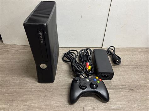 Xbox360 250gbChi non si informa adeguatamente in anticipo corre il rischio di ricevere xbox360 250gb che non hanno la funzione desiderata o sono realizzati con materiali di qualità inferiore. Se volete un prodotto che soddisfi al meglio le vostre aspettative, dovreste provare un xbox360 250gb.
  <p>Per i prodotti si possono trovare test online e confronti tra i prodotti.  I confronti tra i prodotti possono aiutare a confrontare le diverse funzioni o proprietà dei diversi prodotti. Di seguito, spieghiamo perché la ricerca è importante e di cosa si dovrebbe essere consapevoli quando si acquista un articolo.
</p>

<h2>Acquisto di Xbox360 250gb - criteri importanti</h2>

<p>Una lista di controllo può aiutarti a evitare di dover cercare informazioni sui prodotti su decine di siti web. Di seguito è riportato un esempio di una lista di controllo che può aiutarvi a trovare il prodotto giusto. Importanti criteri di acquisto includono, ad esempio:
</p><ul>
<li>Opinioni dei clienti</li>
<li>Confronti dei prezzi</li>
<li>Dettagli del prodotto</li>
<li>Termini e condizioni di consegna</li>
<li>Domande dei clienti e risposte dei marchi</li>
</ul>
<h2>Qual è l