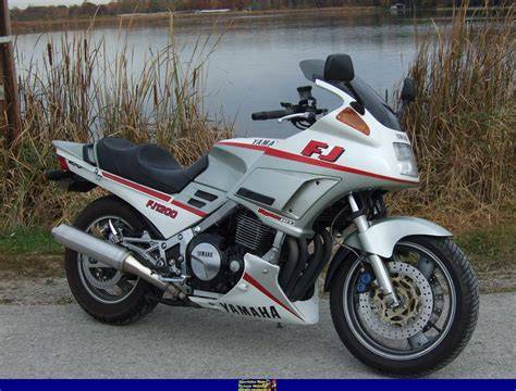 Yamaha fj 1200Chi non si informa adeguatamente in anticipo corre il rischio di ricevere yamaha fj 1200 che non hanno la funzione desiderata o sono realizzati con materiali di qualità inferiore. Se volete un prodotto che soddisfi al meglio le vostre aspettative, dovreste provare un yamaha fj 1200.
  <p>Per i prodotti si possono trovare test online e confronti tra i prodotti.  I confronti tra i prodotti possono aiutare a confrontare le diverse funzioni o proprietà dei diversi prodotti. Di seguito, spieghiamo perché la ricerca è importante e di cosa si dovrebbe essere consapevoli quando si acquista un articolo.
</p>

<h2>Acquisto di Yamaha fj 1200 - criteri importanti</h2>

<p>Una lista di controllo può aiutarti a evitare di dover cercare informazioni sui prodotti su decine di siti web. Di seguito è riportato un esempio di una lista di controllo che può aiutarvi a trovare il prodotto giusto. Importanti criteri di acquisto includono, ad esempio:
</p><ul>
<li>Opinioni dei clienti</li>
<li>Confronti dei prezzi</li>
<li>Dettagli del prodotto</li>
<li>Termini e condizioni di consegna</li>
<li>Domande dei clienti e risposte dei marchi</li>
</ul>
<h2>Qual è l